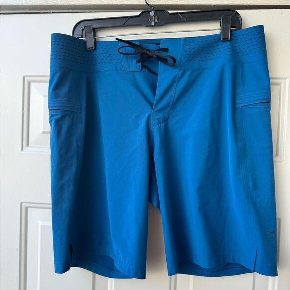 Lululemon Current State Short *9" Updated
Poseidon Size 34 - Picture 9 of 11